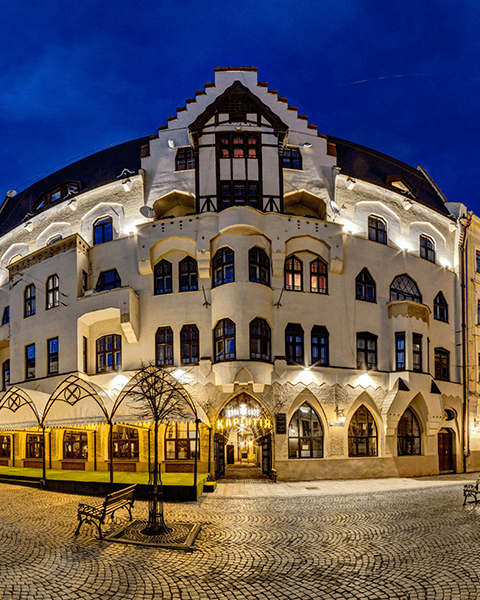 Взяти кредит до 50 000 грн на картку в Чернівцях | FinX